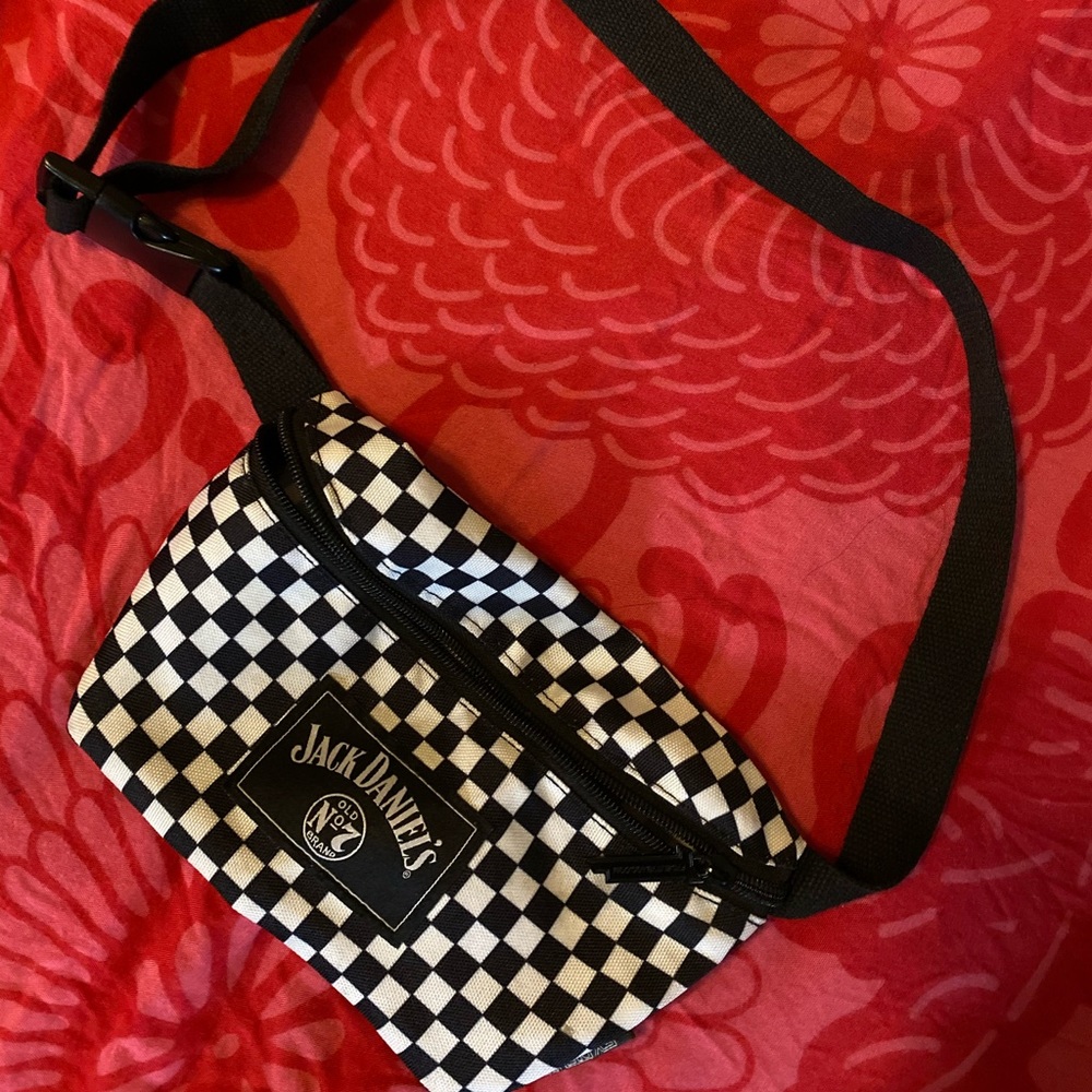 Jack Daniels Fanny Pack 🏁🤍🖤